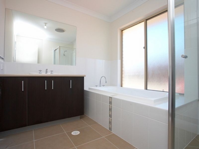 Fitzgibbon QLD 4018