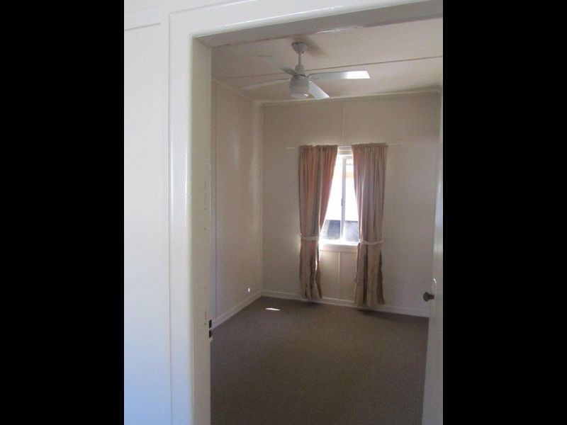 24 Slater Avenue, Lawnton QLD 4501