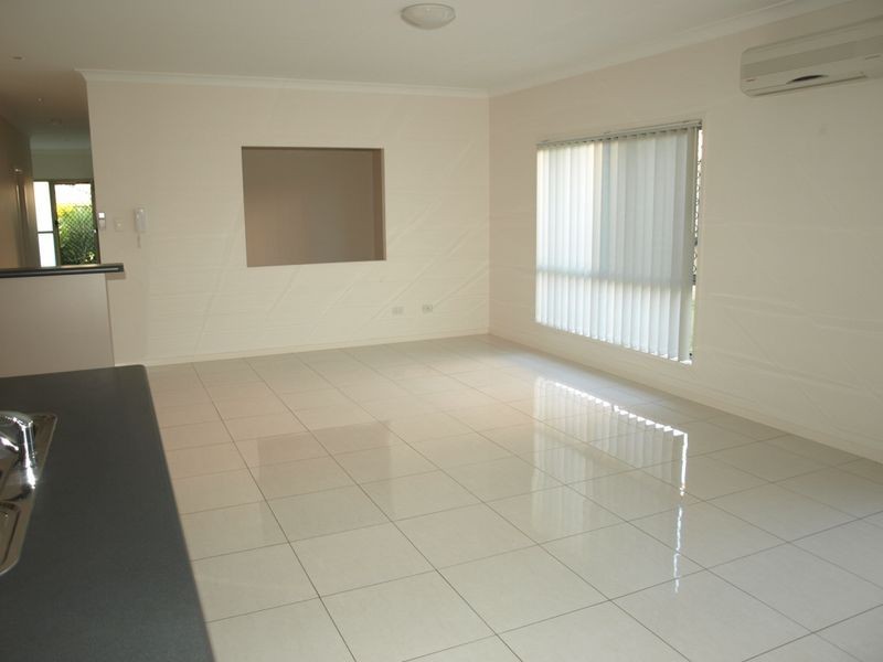 18 Waterway Crescent, Murrumba Downs QLD 4503