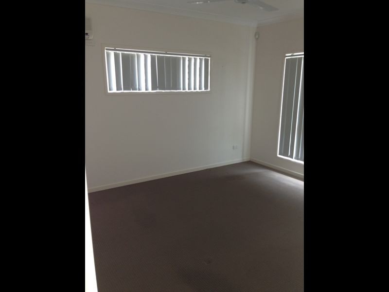 18 Waterway Crescent, Murrumba Downs QLD 4503