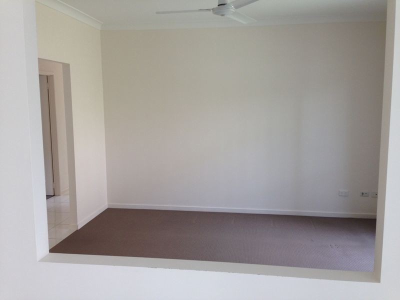 18 Waterway Crescent, Murrumba Downs QLD 4503
