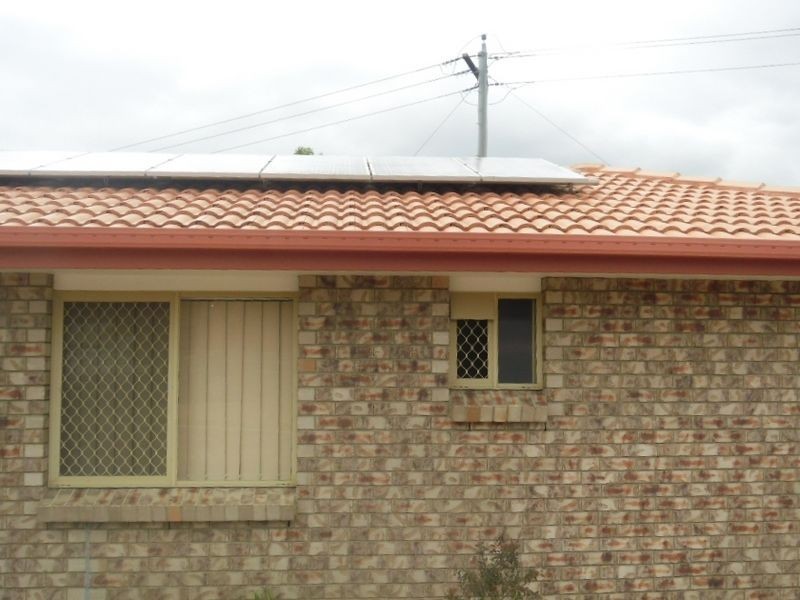 8 Cognac Crt, Petrie QLD 4502