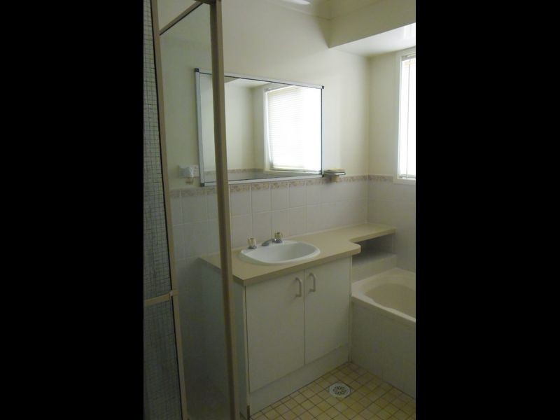 8 Cognac Crt, Petrie QLD 4502