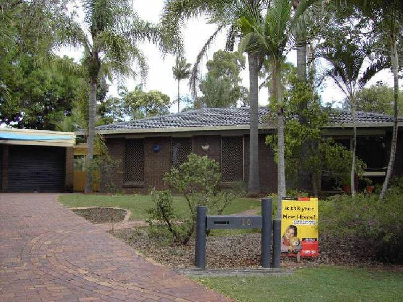 10 Killarney Ct, Petrie QLD 4502