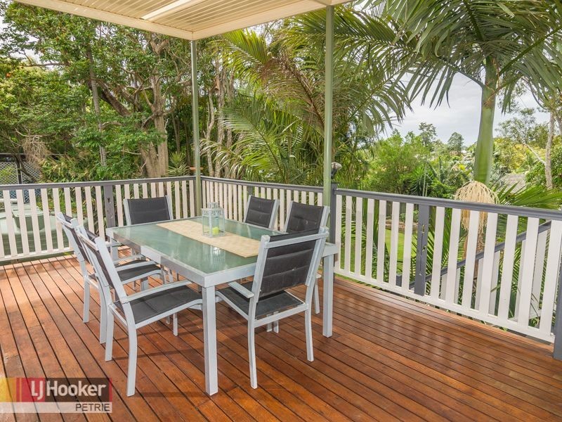 18 Woonara St, Petrie QLD 4502