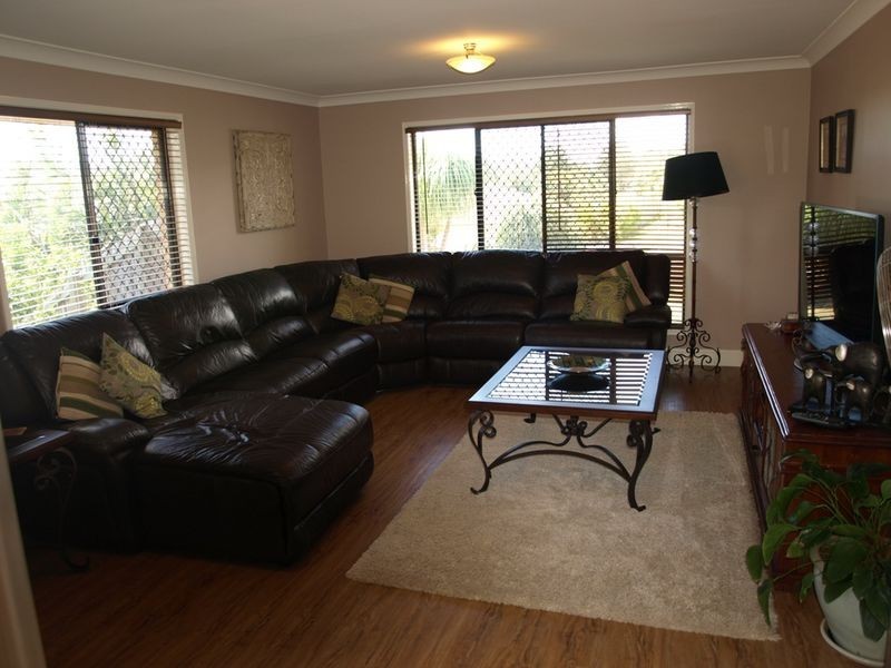 4 Mohr Court, Petrie QLD 4502