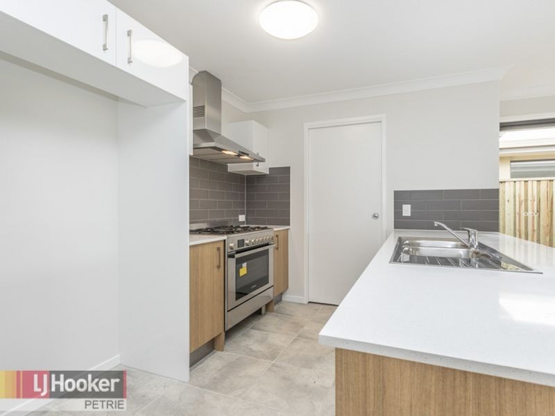 24 Matthew Court, Griffin QLD 4503