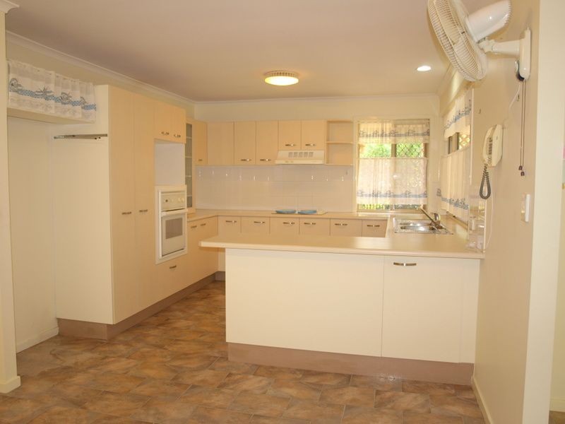 5 Julius Court, Petrie QLD 4502