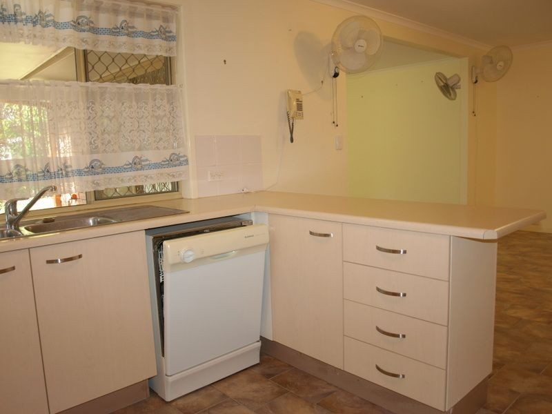 5 Julius Court, Petrie QLD 4502