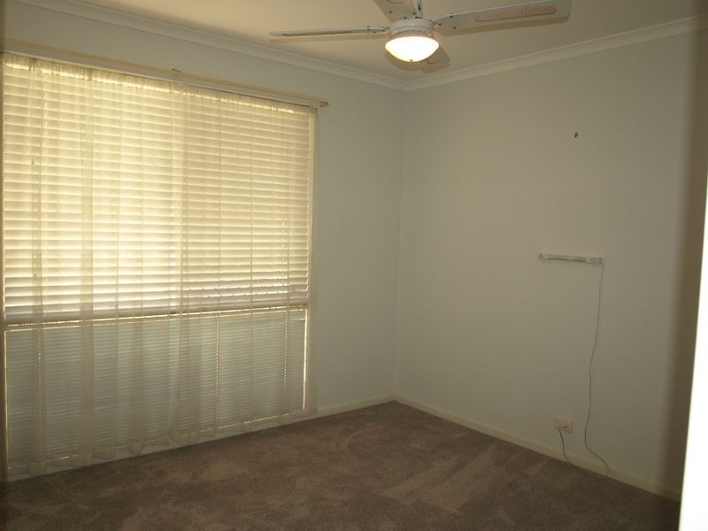 5 Julius Court, Petrie QLD 4502