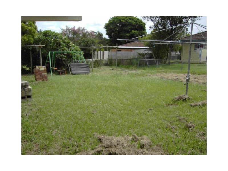 52 Beeville Road, Petrie QLD 4502