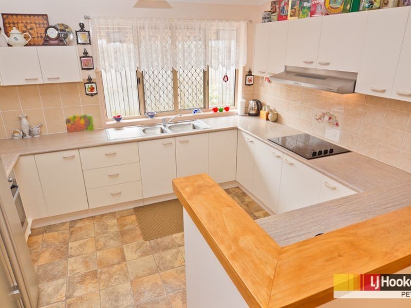 11 Glenbrae Court, Petrie QLD 4502