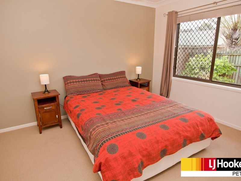 4 Tamari Place, Petrie QLD 4502