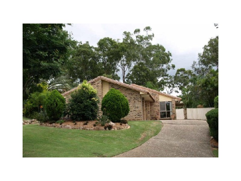 19 Vaucluse Cr, Petrie QLD 4502