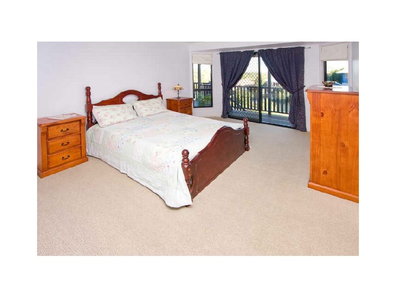 5 Midson St, Petrie QLD 4502