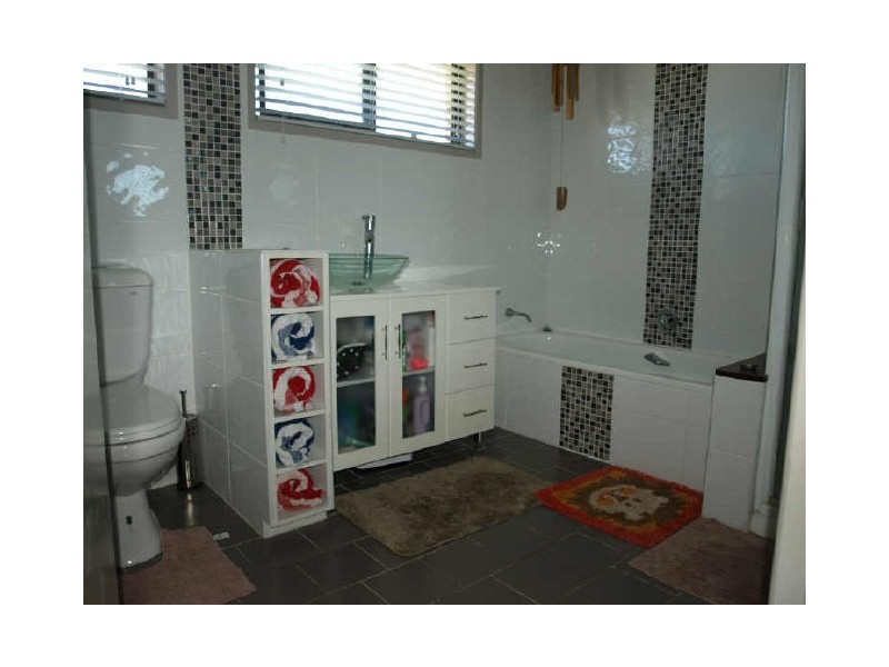 3 Arundell Court, Albany Creek QLD 4035