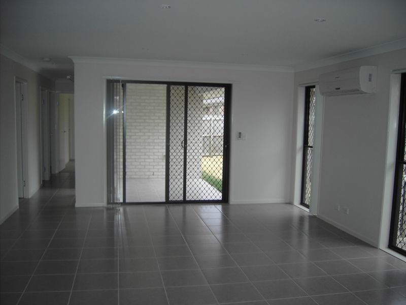 1/7 Arakoon Court, Rothwell QLD 4022