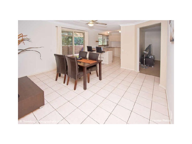 18 Mirrigan Ct, Petrie QLD 4502