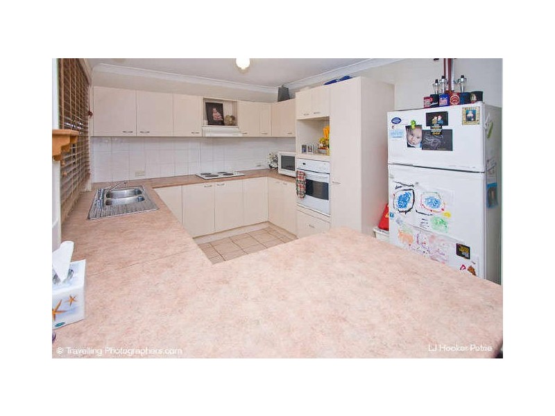 18 Mirrigan Ct, Petrie QLD 4502