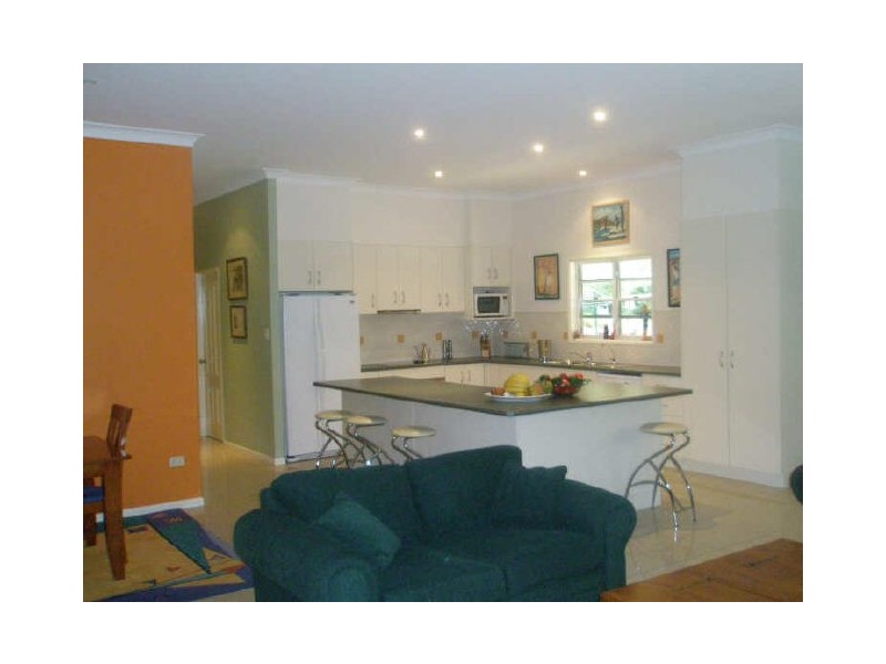 2974 Esk-Hampton Road, Ravensbourne QLD 4352