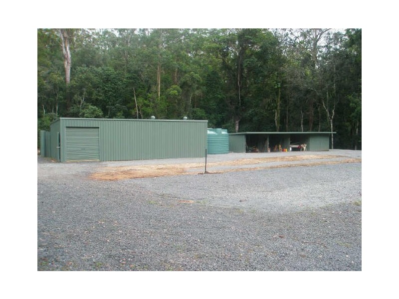 2974 Esk-Hampton Road, Ravensbourne QLD 4352