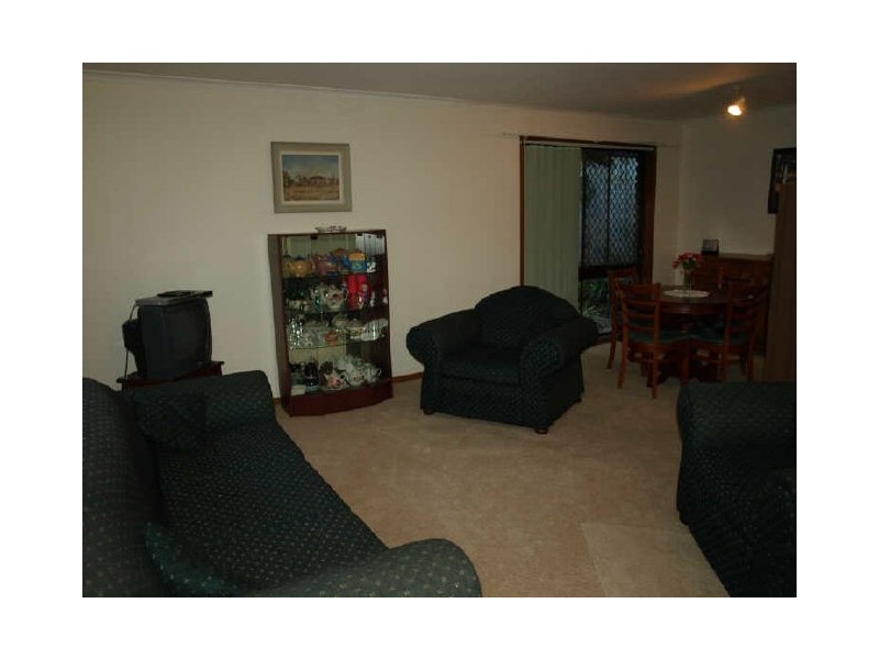 22 Eucumbene Dr, Petrie QLD 4502