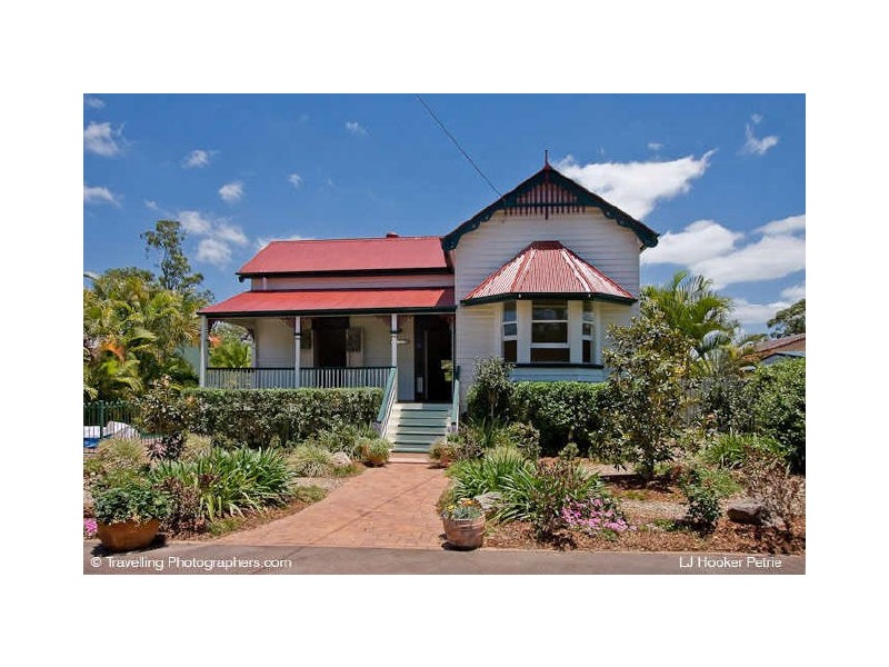 3 Connors St, Petrie QLD 4502