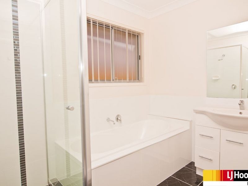 24 Diane Parade, Kallangur QLD 4503