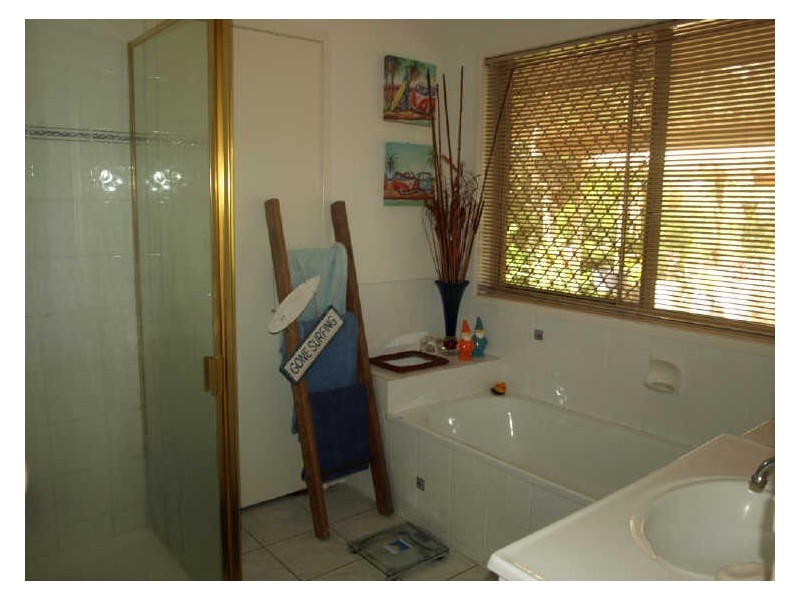 6 Pedder Ct, Petrie QLD 4502