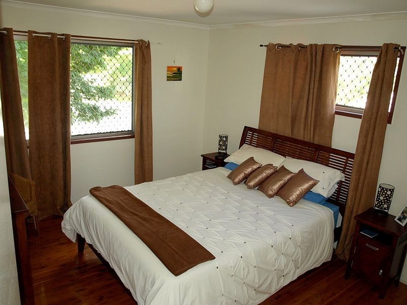 6 Belrose Avenue, Petrie QLD 4502