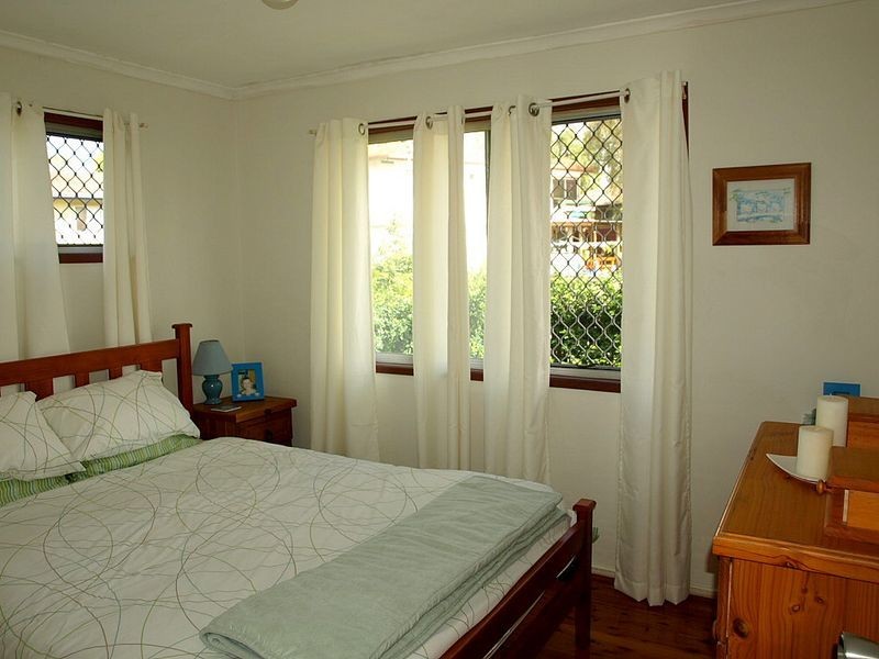 6 Belrose Avenue, Petrie QLD 4502