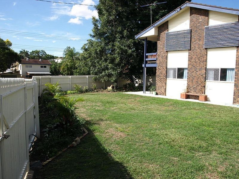 6 Belrose Avenue, Petrie QLD 4502