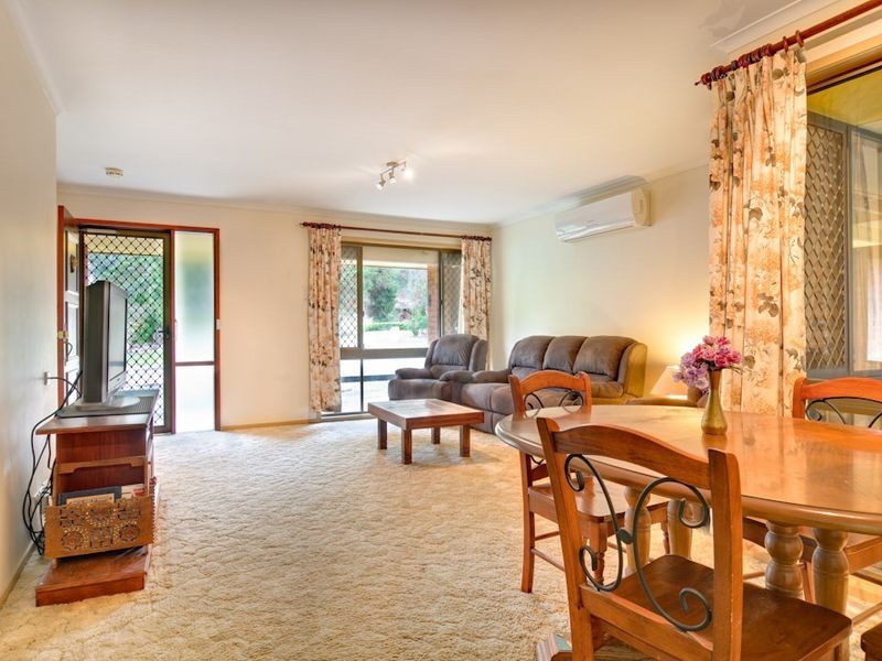 44 Macquarie Drive, Petrie QLD 4502