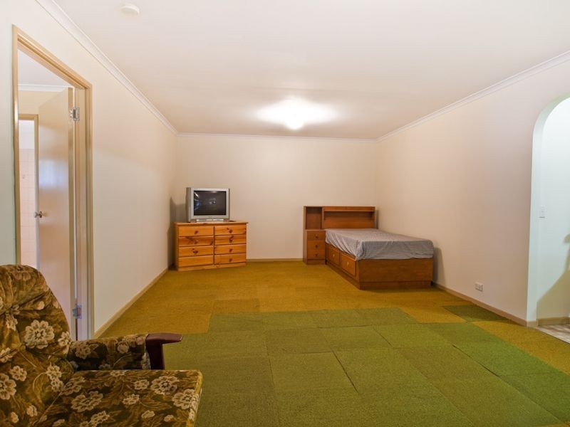 44 Macquarie Drive, Petrie QLD 4502