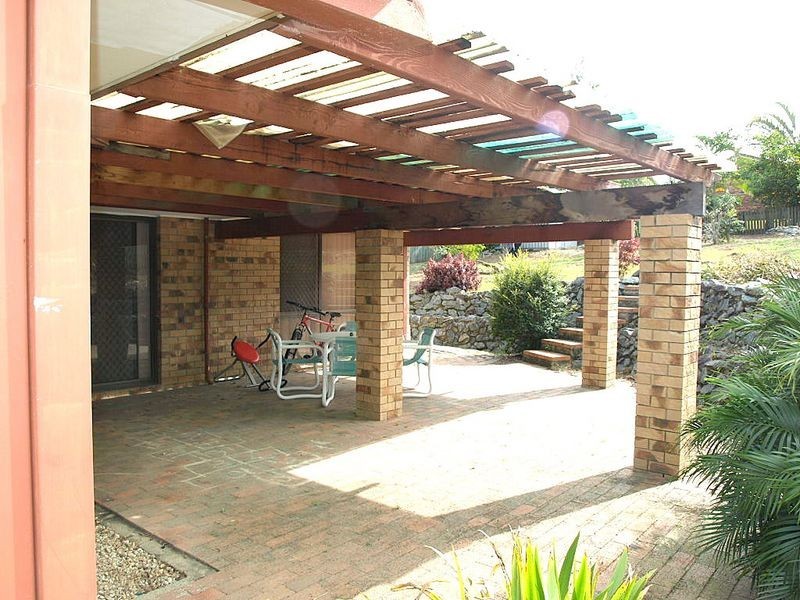 9 Cognac Court, Petrie QLD 4502