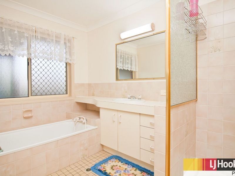 28 Rue Montaigne, Petrie QLD 4502