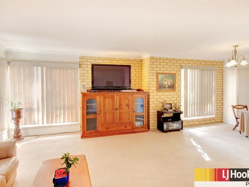 28 Rue Montaigne, Petrie QLD 4502