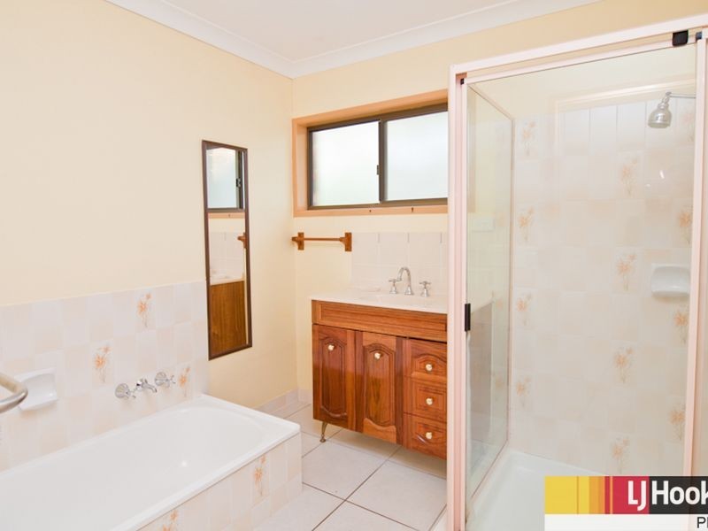 10 Styles Road, Petrie QLD 4502