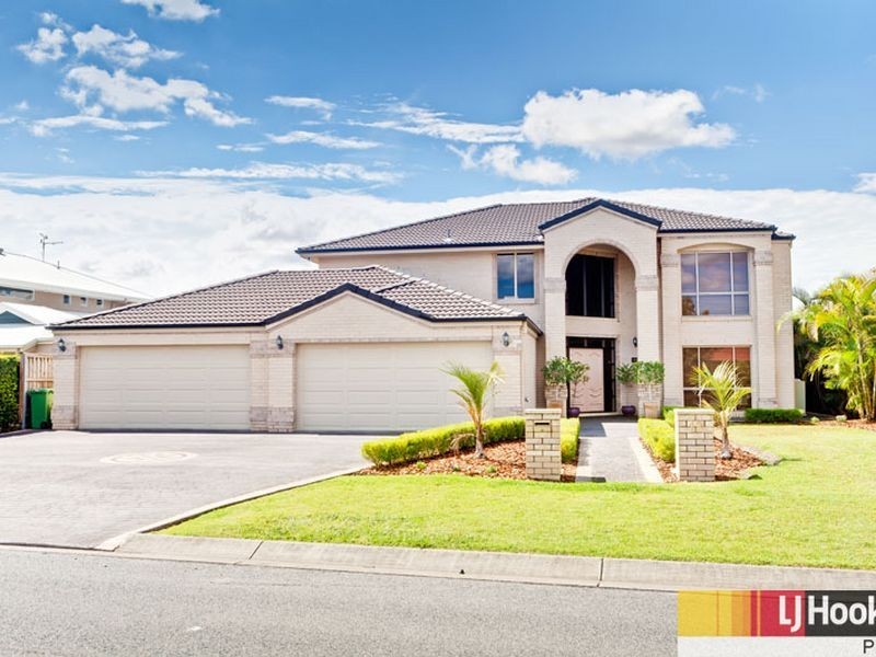 19 Inverpine Street, Petrie QLD 4502