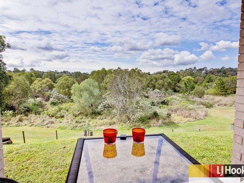 19 Inverpine Street, Petrie QLD 4502