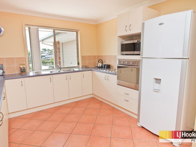 14 Valmadre Court, Petrie QLD 4502