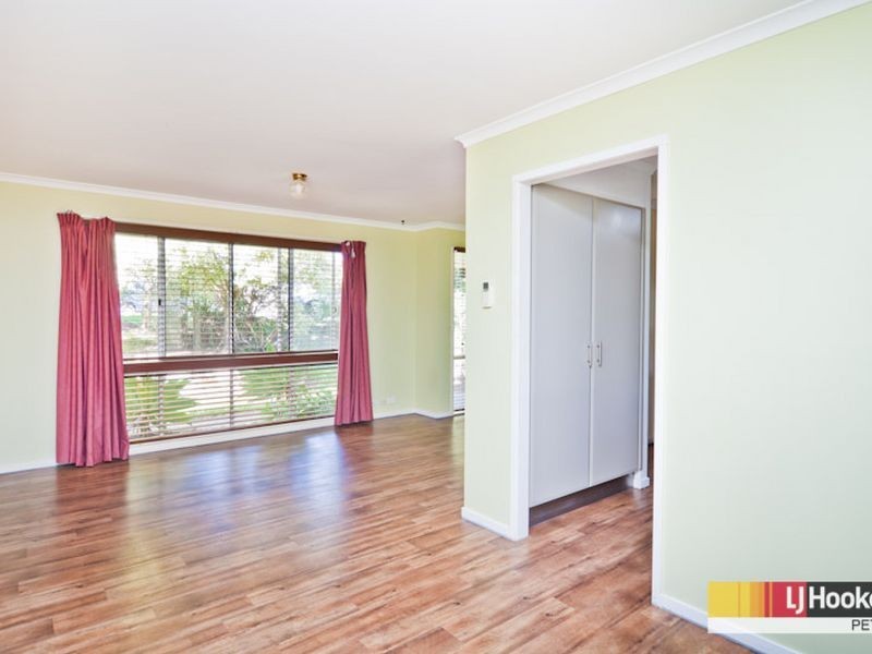 18 Wyara Court, Petrie QLD 4502