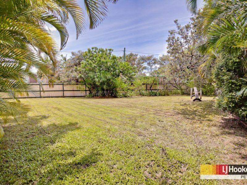 1 Rosewood Drive, Strathpine QLD 4500