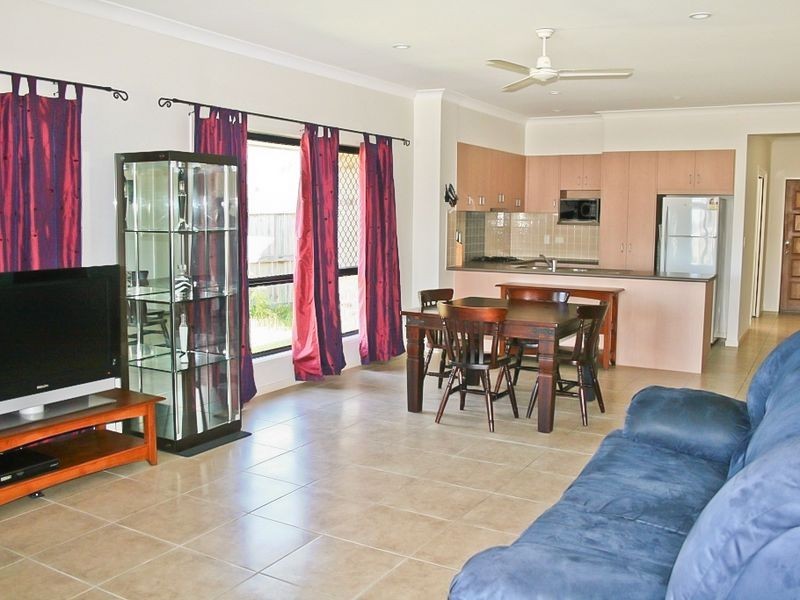 25 Warburton Street, Murrumba Downs QLD 4503