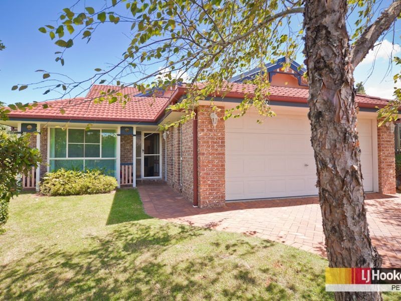 12 Mohr Court, Petrie QLD 4502