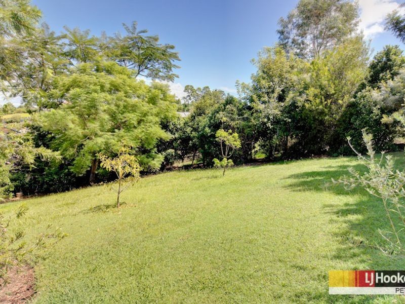 12 Mohr Court, Petrie QLD 4502