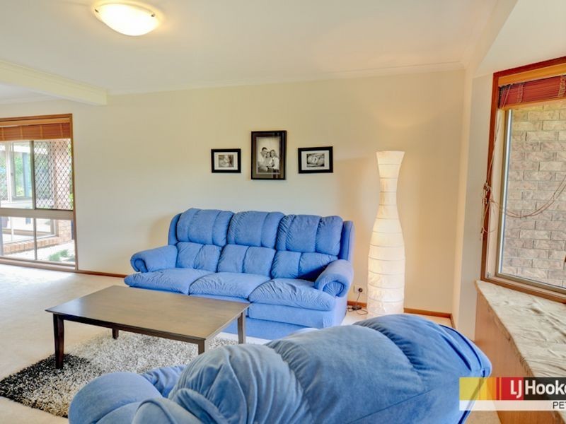 14 Wyara Court, Petrie QLD 4502