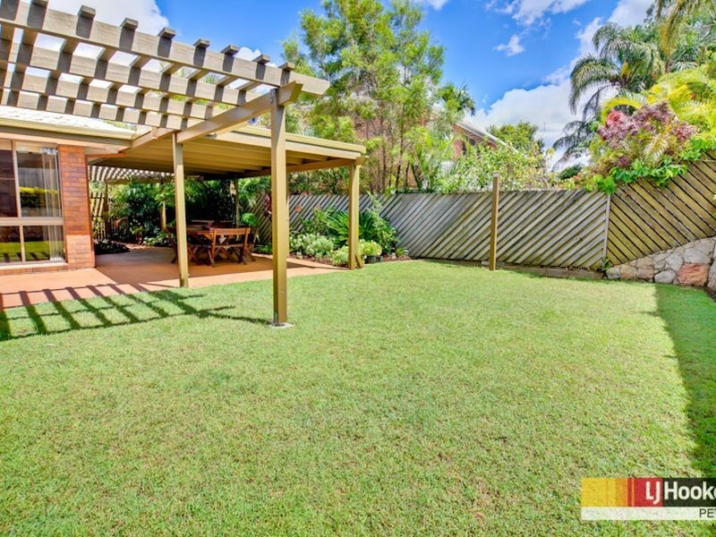 8 Macquarie Drive, Petrie QLD 4502