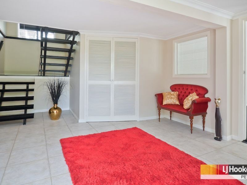 17 Pinelands Street, Lawnton QLD 4501