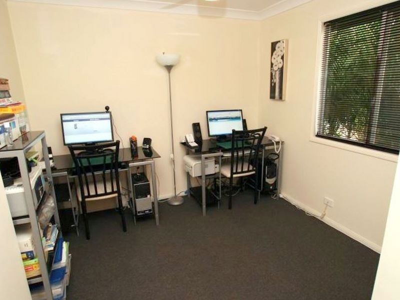 17 Pinelands Street, Lawnton QLD 4501